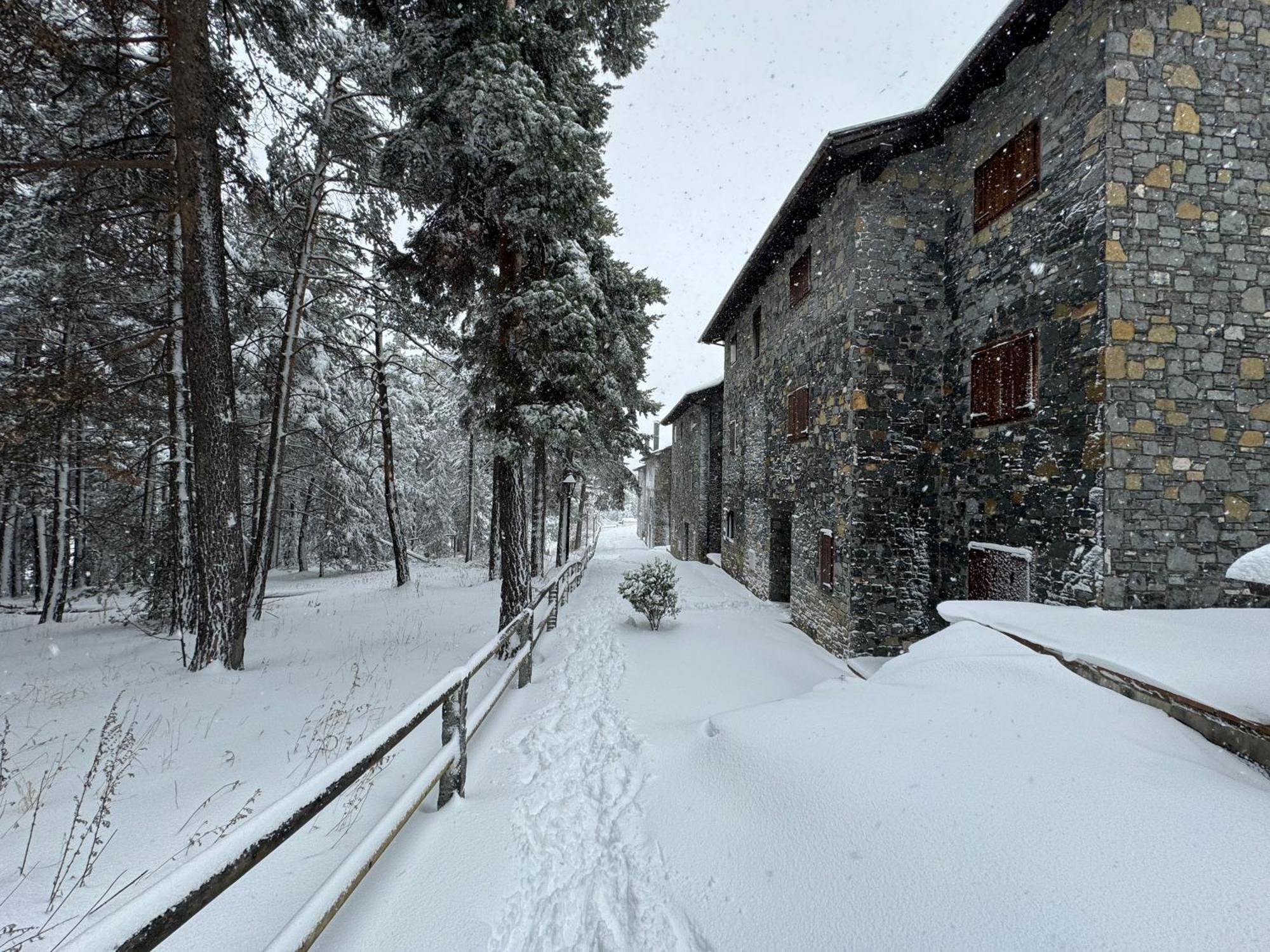 Apartamento Residencia Pista Llarga La Molina Alp Exterior foto